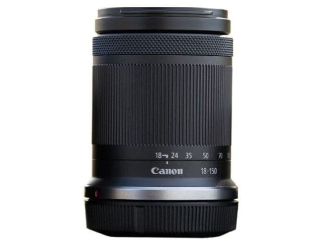 High-Resolution 32.5MP APS-C CMOS Sensor