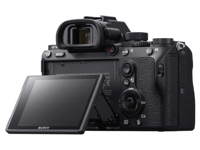 2.95" TFT touch-screen monitor