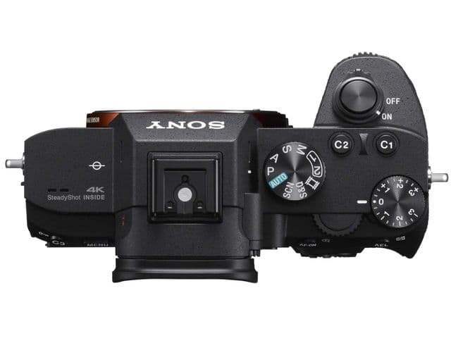 Wirelessly stream still images and movies